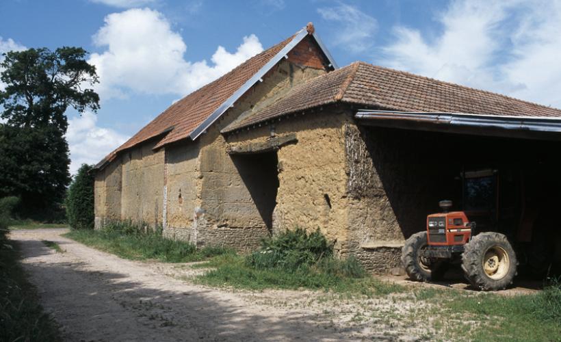 FERME EN  BAUGE GONFREVILLE