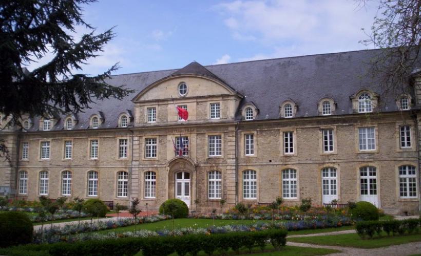 Mairie_Carentan - OT Baie du Cotentin 