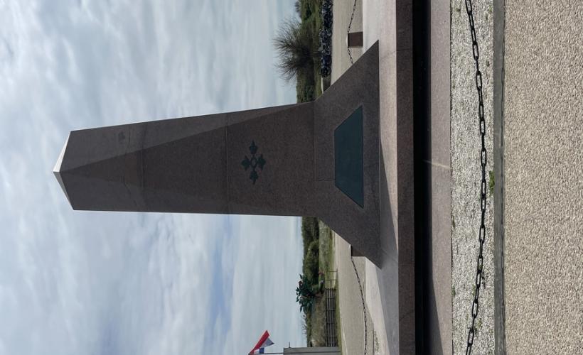Monument 4th ID - SAINTE-MARIE-DU-MONT