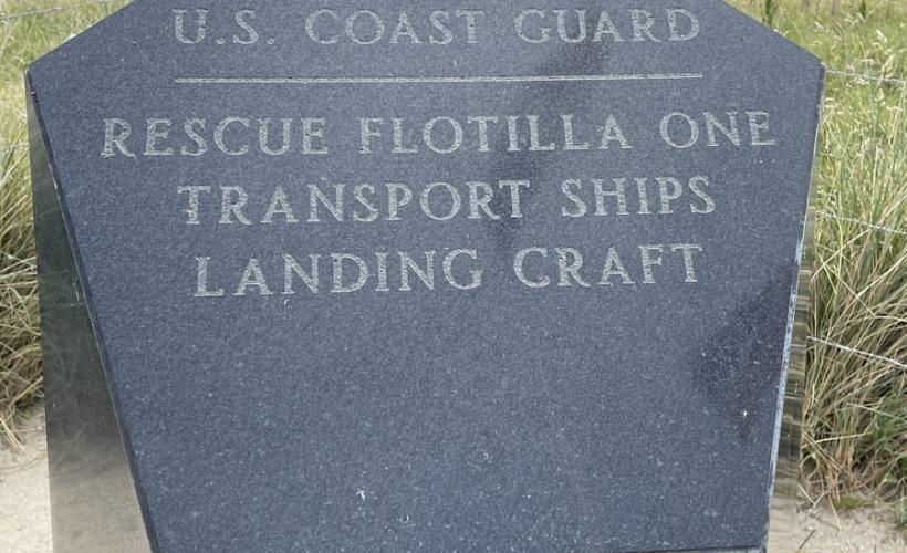 Monument US Navy plaque 4 - SAINTE-MARIE-DU-MONT