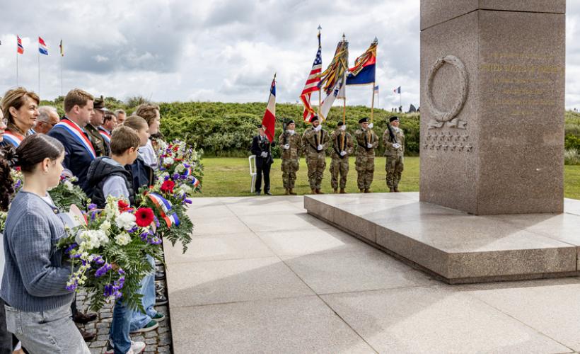 CEREMONIE INTERNATIONALE_UTAH BEACH (6)
