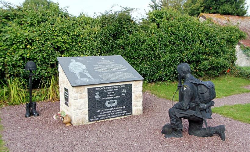 Monument 506th PIR et 326th AEB_BREVANDS©OT Baie du Cotentin  (7)