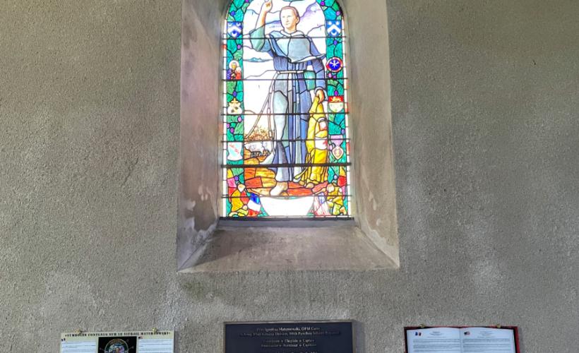 Vitrail Chaplain Maternowski - AMFREVILLE