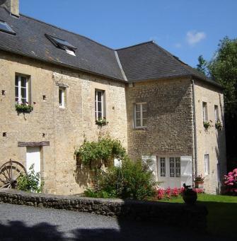 Gîte "Le Moulin de la Martinière" à Formigny-la-Bataille - Mme SUTTERLET Isabelle