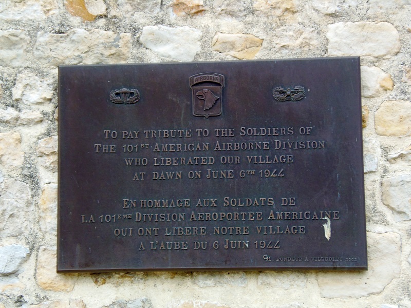 Plaque 101e airborne_Sainte Marie du Mont