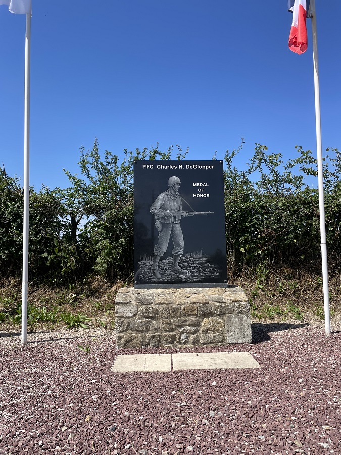 Monument Private De Glopper zoom - Amfreville