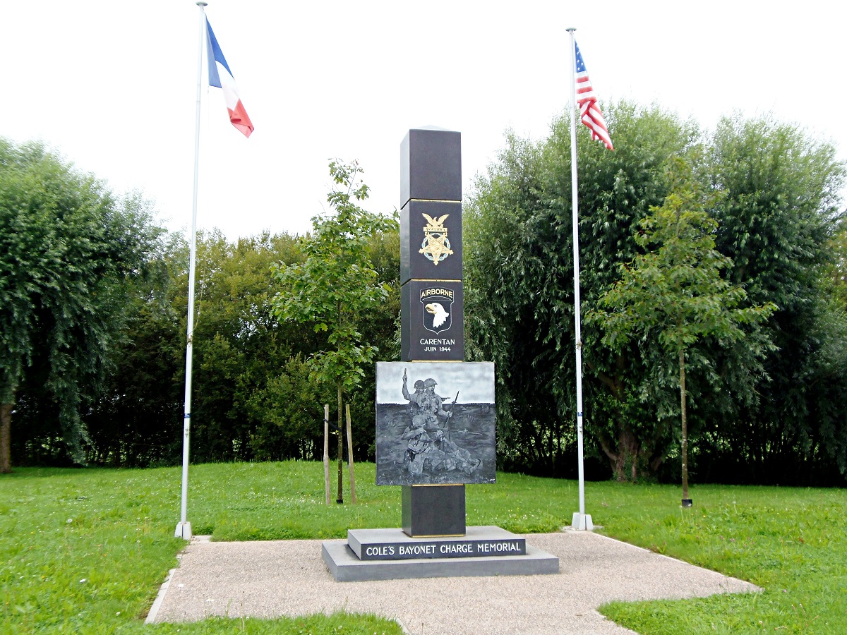 Monument Cole_Carentan©OT Baie du Cotentin (1)