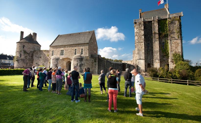 Visite guidée du château de St-Sauveur-le-Vicomte  - Almodovar