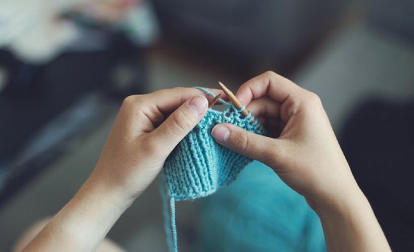 knit-869221_640* - pixabay