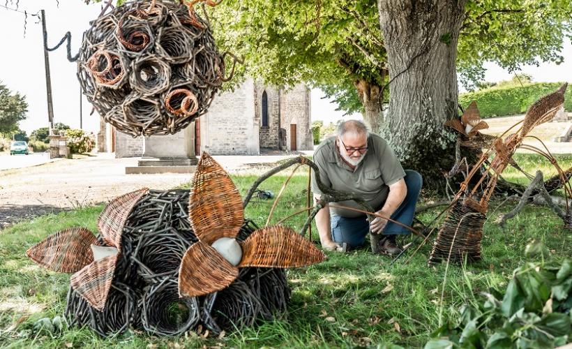 LAND ART - C. Cauchard