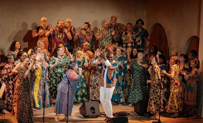 thumbnail_Photo concert Muna Wase_réduit - Association Chapelle Saint Louis de Carteret 