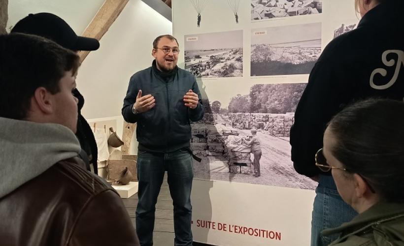 Sainte-Mère-Eglise_Ferme-Musée du Cotentin_Visite de l'exposition - CD50