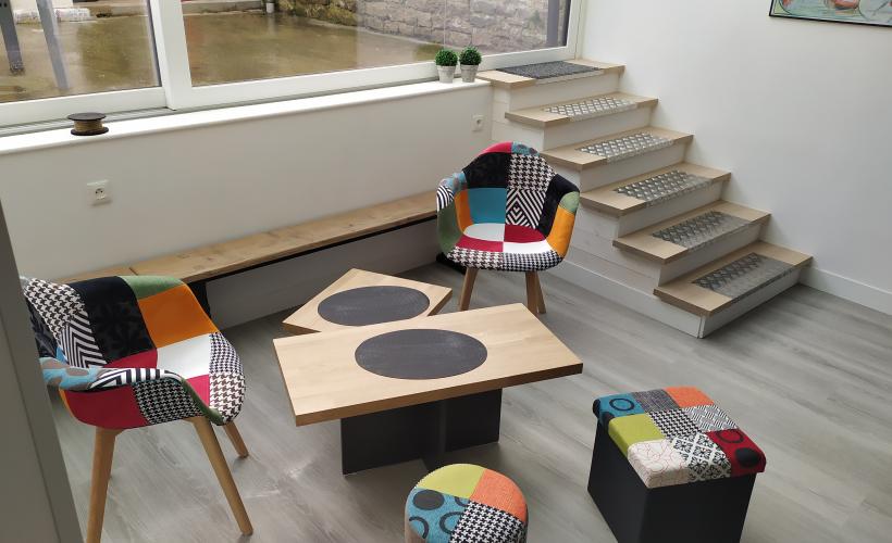 Espace détente sous véranda avec accès à la terrasse - Monsieur GUYARD Serge