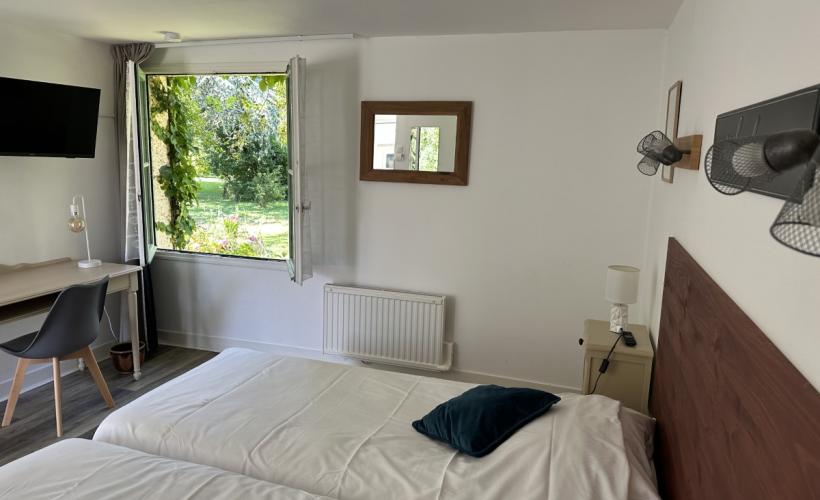 quettehou-Hôtel-La-Demeure-du-Perron-9 - PROPRIETAIRE