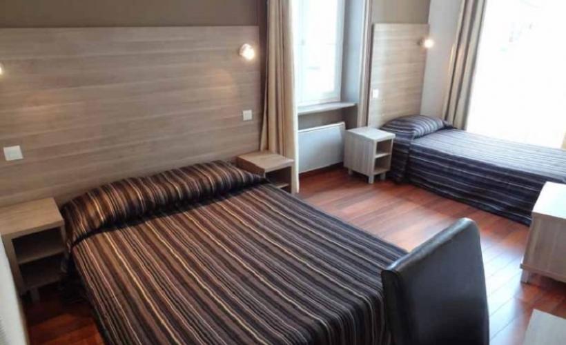 sainte-mere-eglise-hotel-auberge-le-john-steele-2 - PROPRIETAIRE