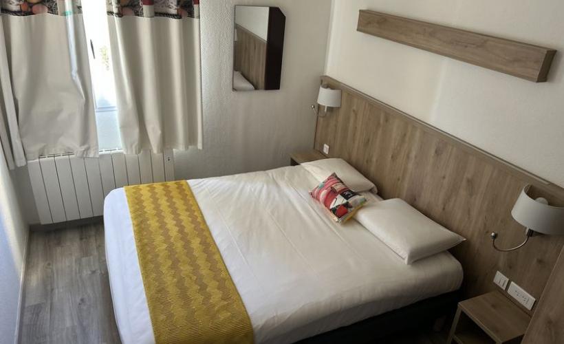 carentan-les-marais-contact-hotel-utah-beach-carentan-1 - PROPRIETAIRE