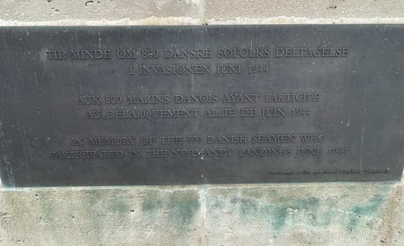 Monument Danois Zoom plaque - SAINTE-MARIE-DU-MONT