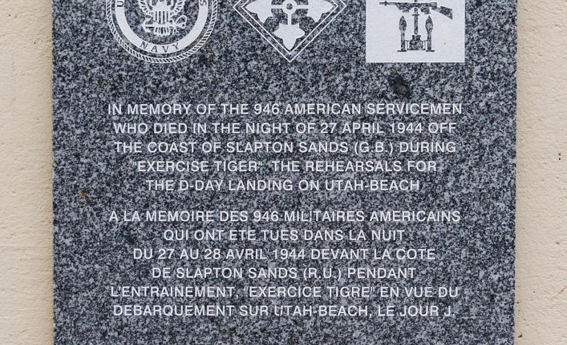 Plaque Exercie Tigre - SAINTE-MARIE-DU-MONT