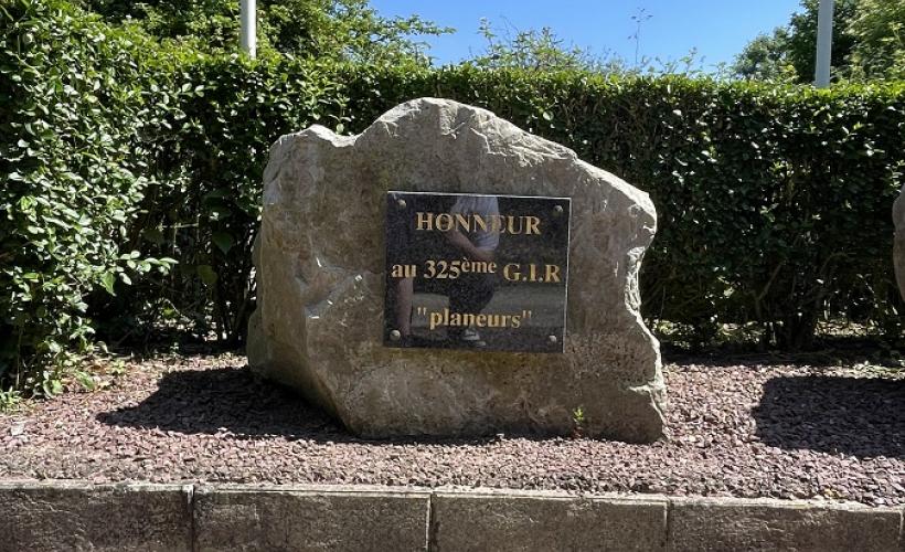 Zoom plaque 3 VG TIMMES - Amfreville