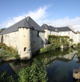 Le Château de Vouilly - ISIGNY-SUR-MER